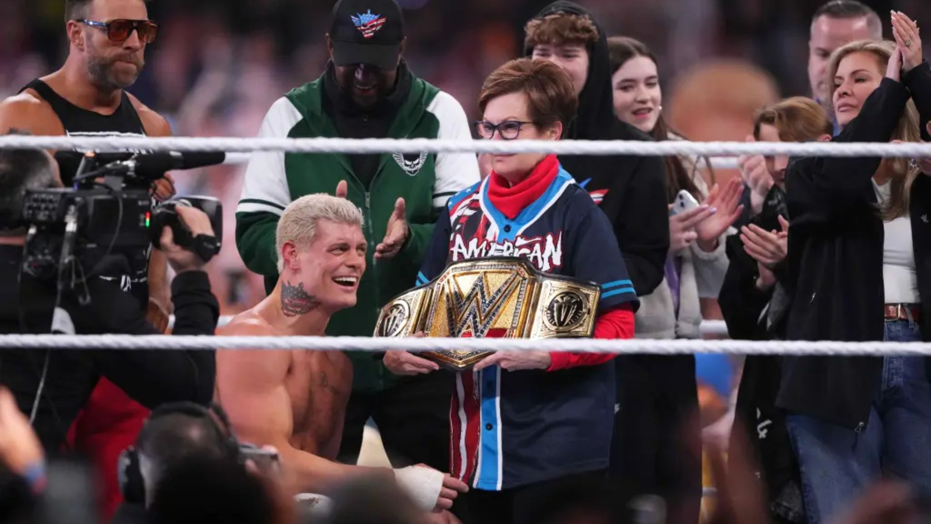 © WWE